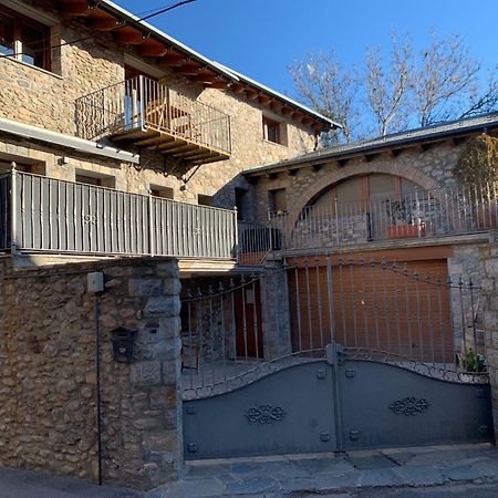 Apartaments Cal Bertran Бельвер-де-Серданья Экстерьер фото
